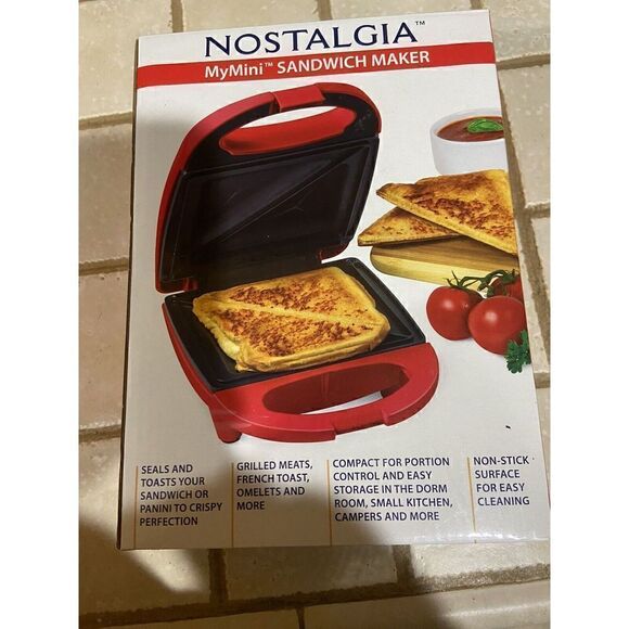 Nostalgia My Mini Sandwich Maker Red - Picture 1 of 5
